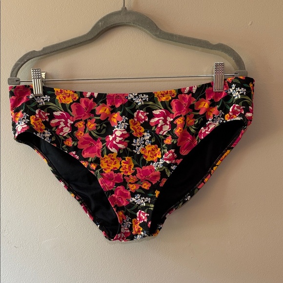 Time and Tru Floral Bikini Bottoms - Black and Pink Size L - Picture 1 of 5